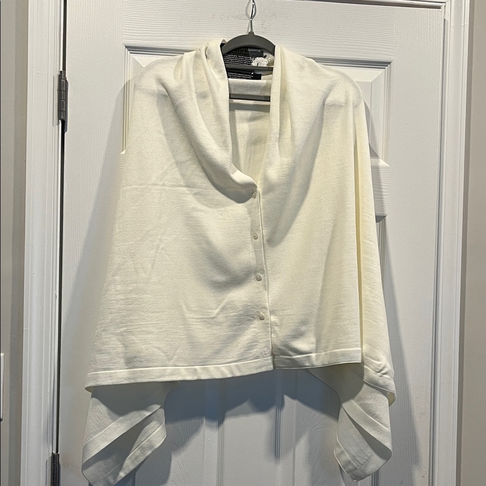IMAN Cream Women's Poncho‎ Sweater